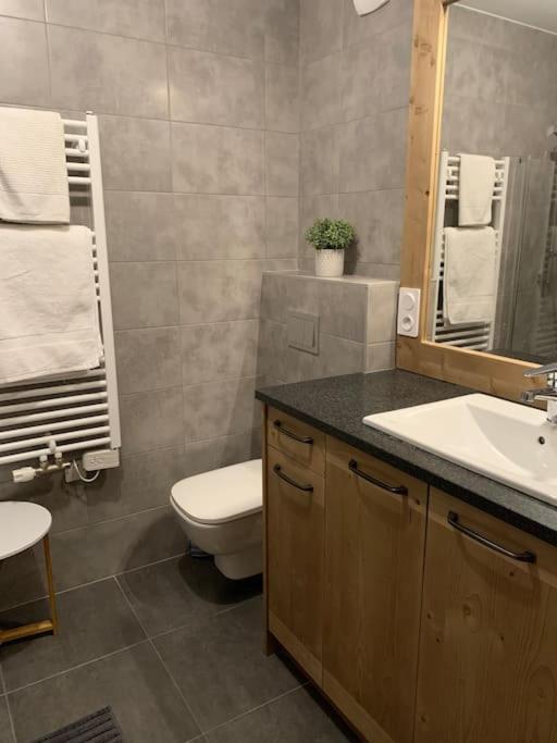 Apartment Pom Pom, 3 Bedroom With Stunning Mountain Views-samoens
