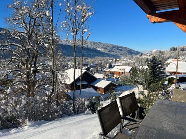Pom Pom, 3 Bedroom With Stunning Mountain Views-samoens Apartment Samoens